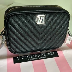 Brand new, Victoria secret purse